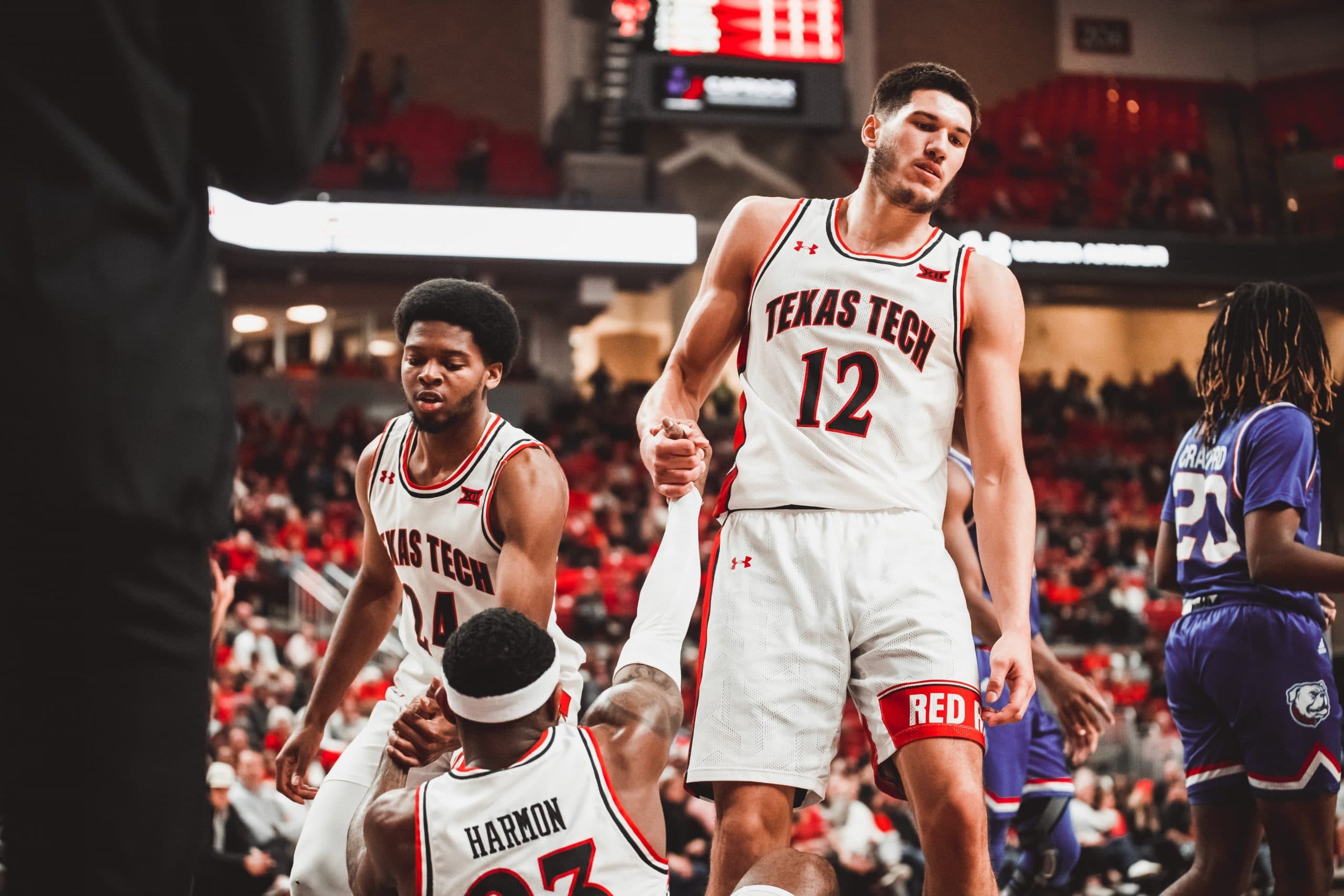Daniel Batcho, Quentin Diboundje, Yohan Traoré et Kymany Houinsou brillent en NCAA