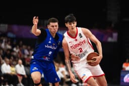 Darius Karutasu est l'un des principales menaces de l'équipe nationale de Turquie