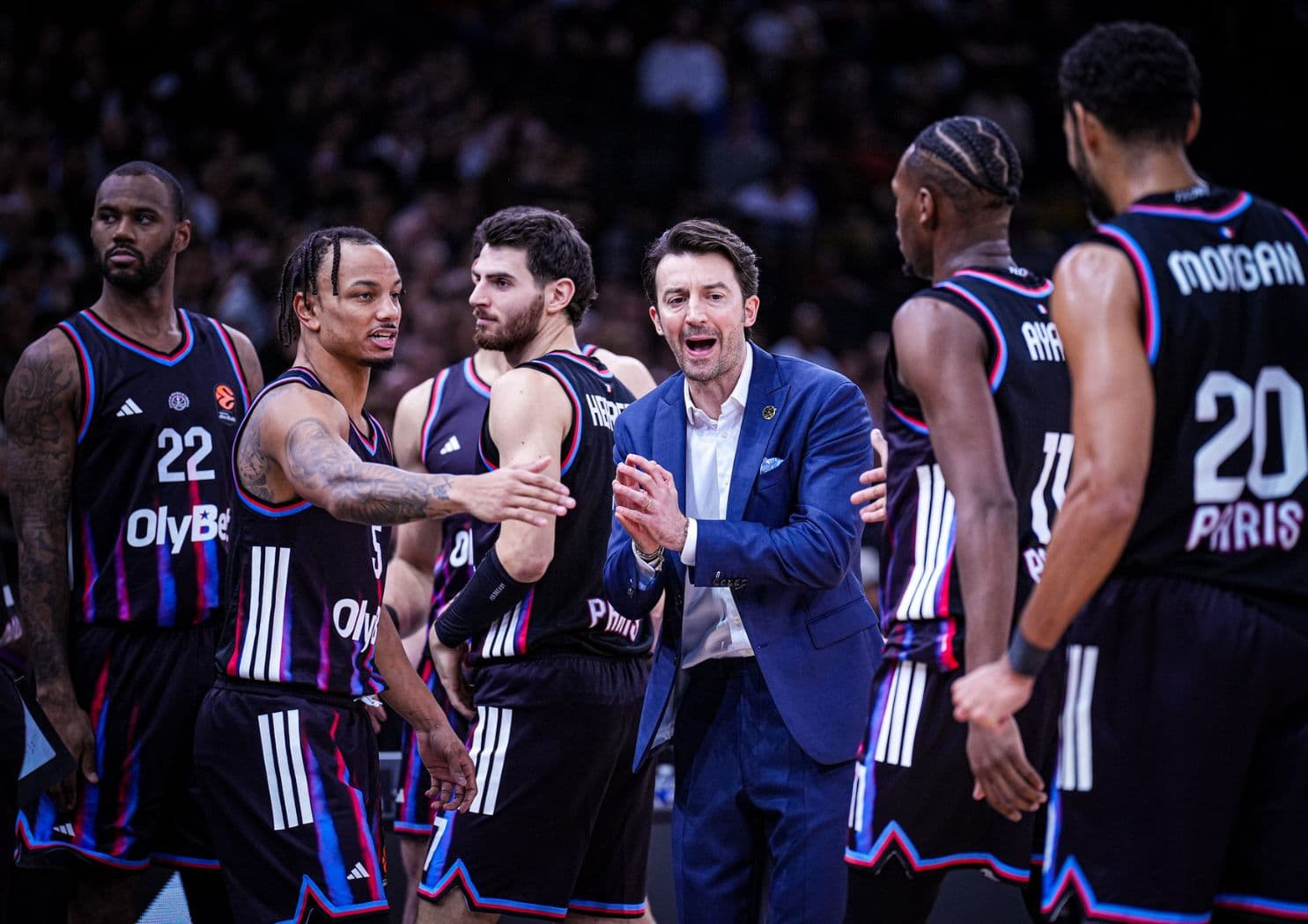 La fête est de retour à Paris : superbe victoire collective contre l’Étoile Rouge !