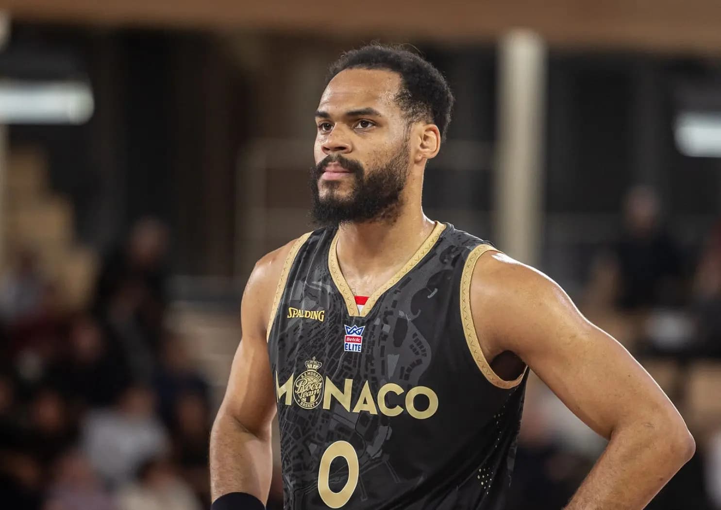 « Prêts pour une deuxième bataille » : Élie Okobo évacue la pression avant le second choc à Paris