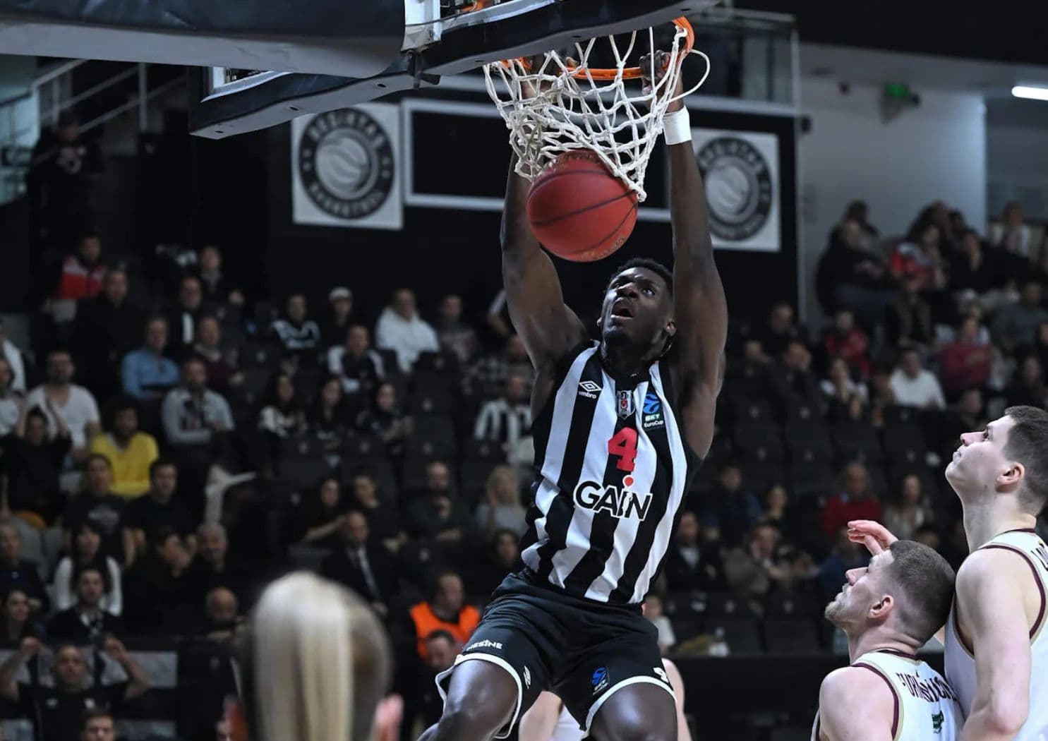 Ismaël Kamagaté qualifié en finale de l’EuroCup avec Besiktas… en attendant Bourg ?