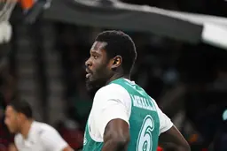 Le secteur intérieur de l’Elan Béarnais sera dépourvu de Joshua Mballa.