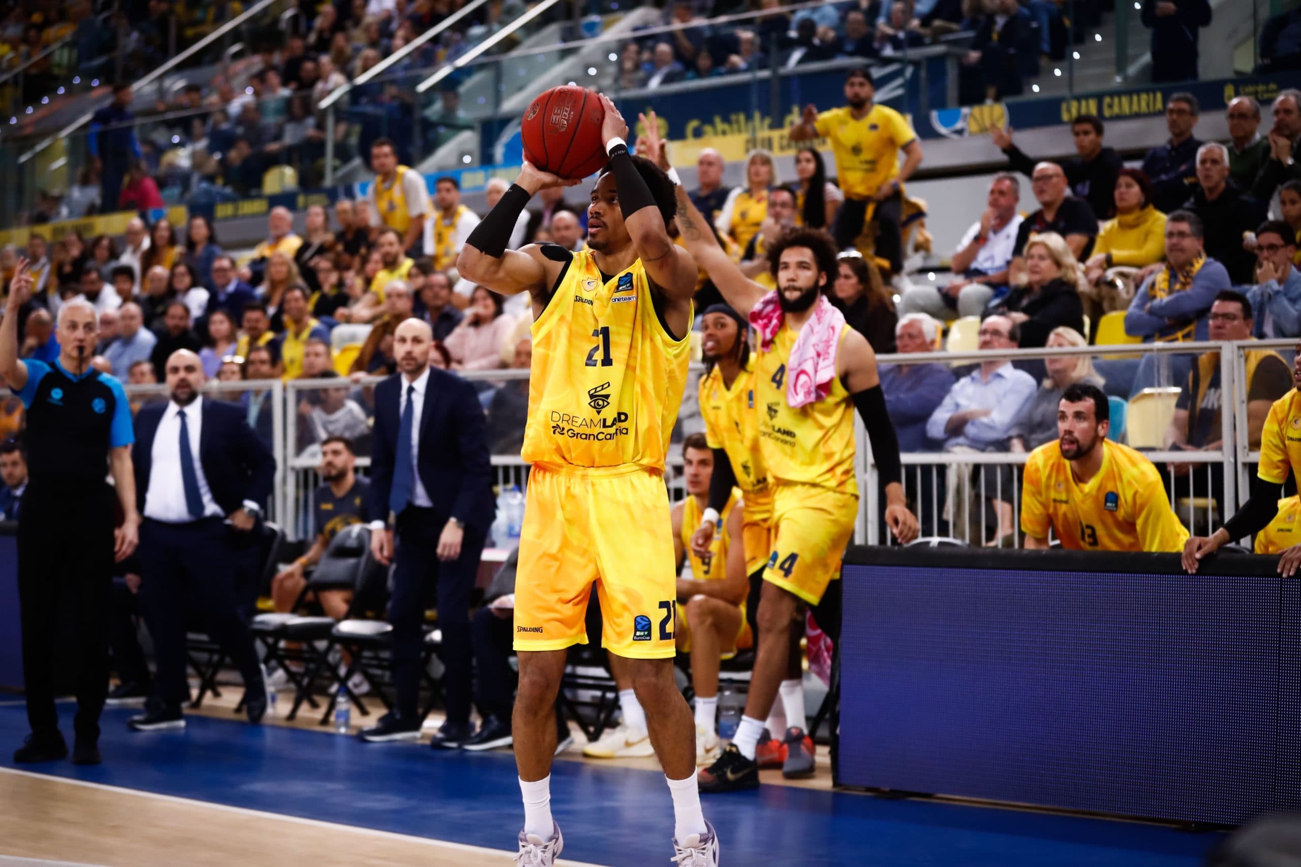 Au bord du précipice, Gran Canaria et ses Français forcent une belle en demi-finale de l’EuroCup