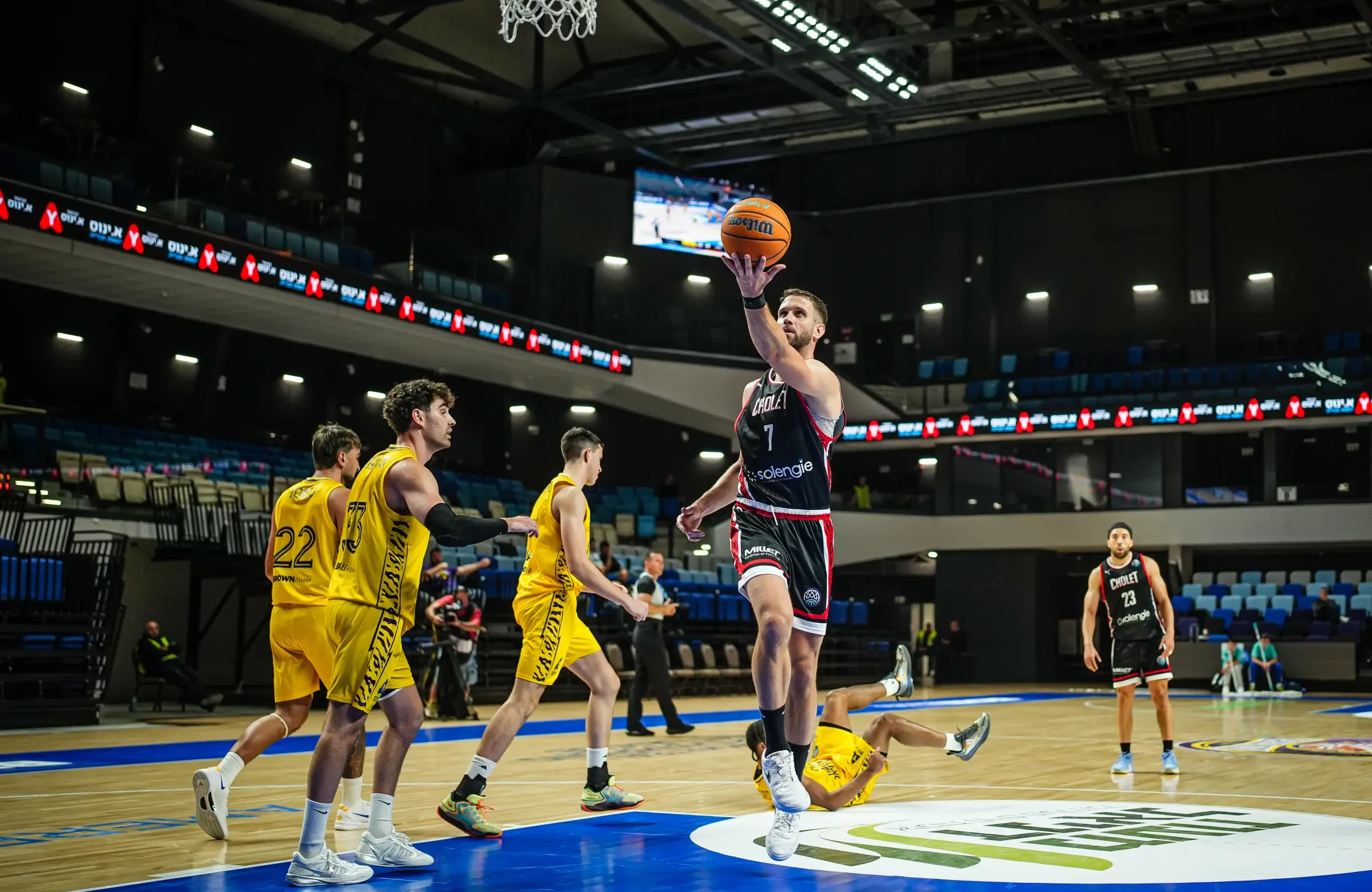 Cholet Basket perd son capitaine pour plusieurs semaines, un pigiste recherché
