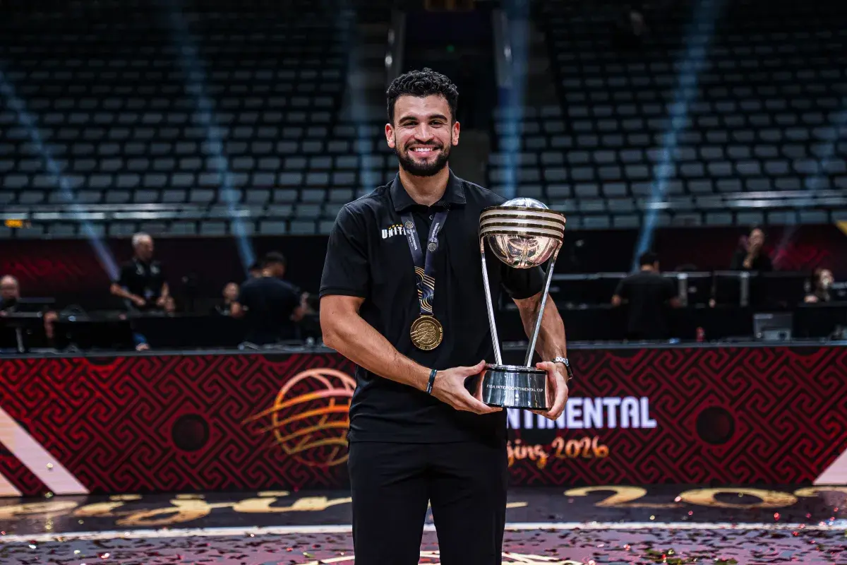 L’incroyable itinéraire de Jonathan Mesmacque, ce coach français champion du monde des clubs