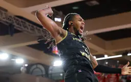 Juhann Begarin s'est excusé après avoir décoché un énorme coup de poing à Quentin Losser