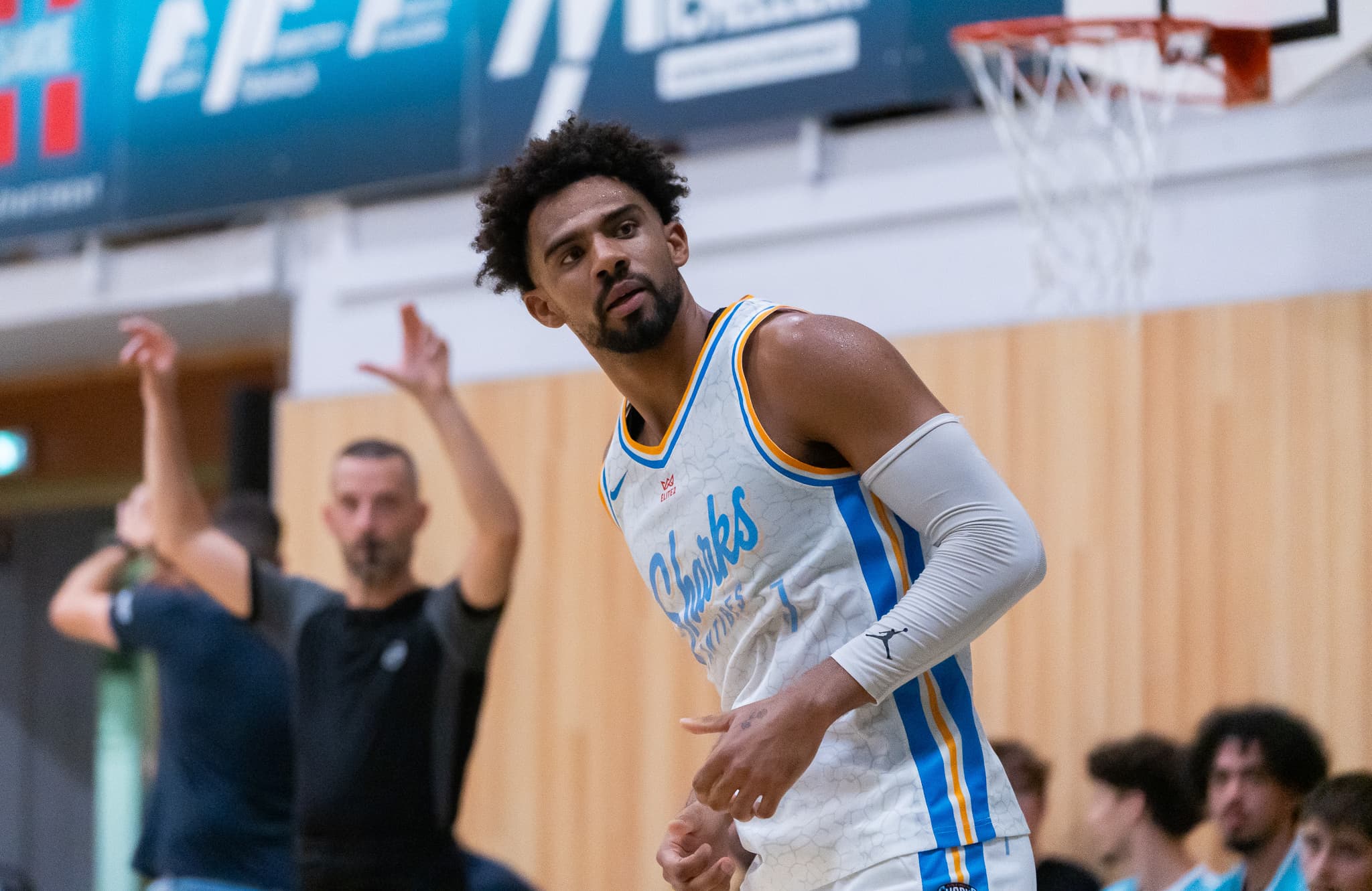 Tous les maillots de ELITE 2 pour la saison 2026-2027