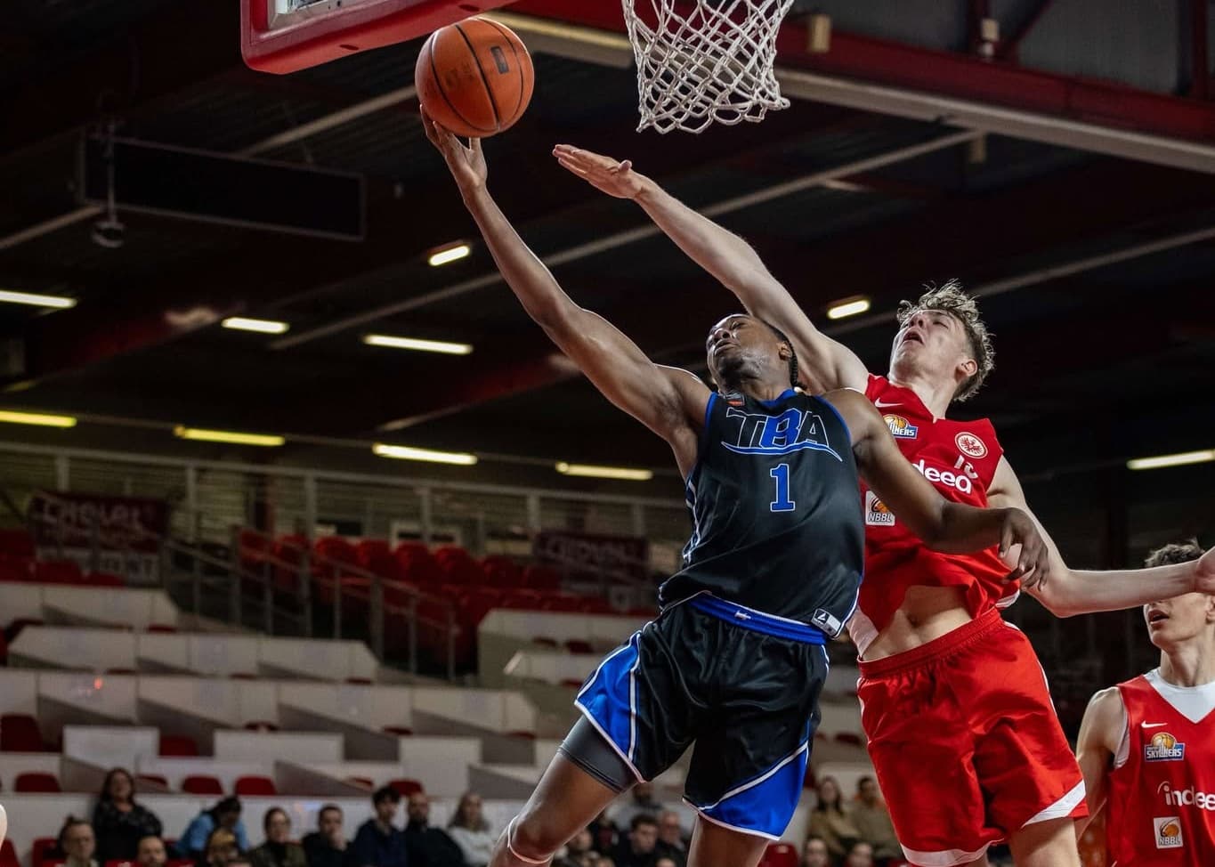 Le Paris Basketball accède au dernier carré du Cholet Mondial Basketball