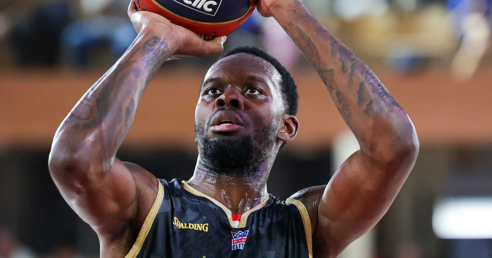 Yoan Makoundou enchaîne et signe son premier double-double en Chine