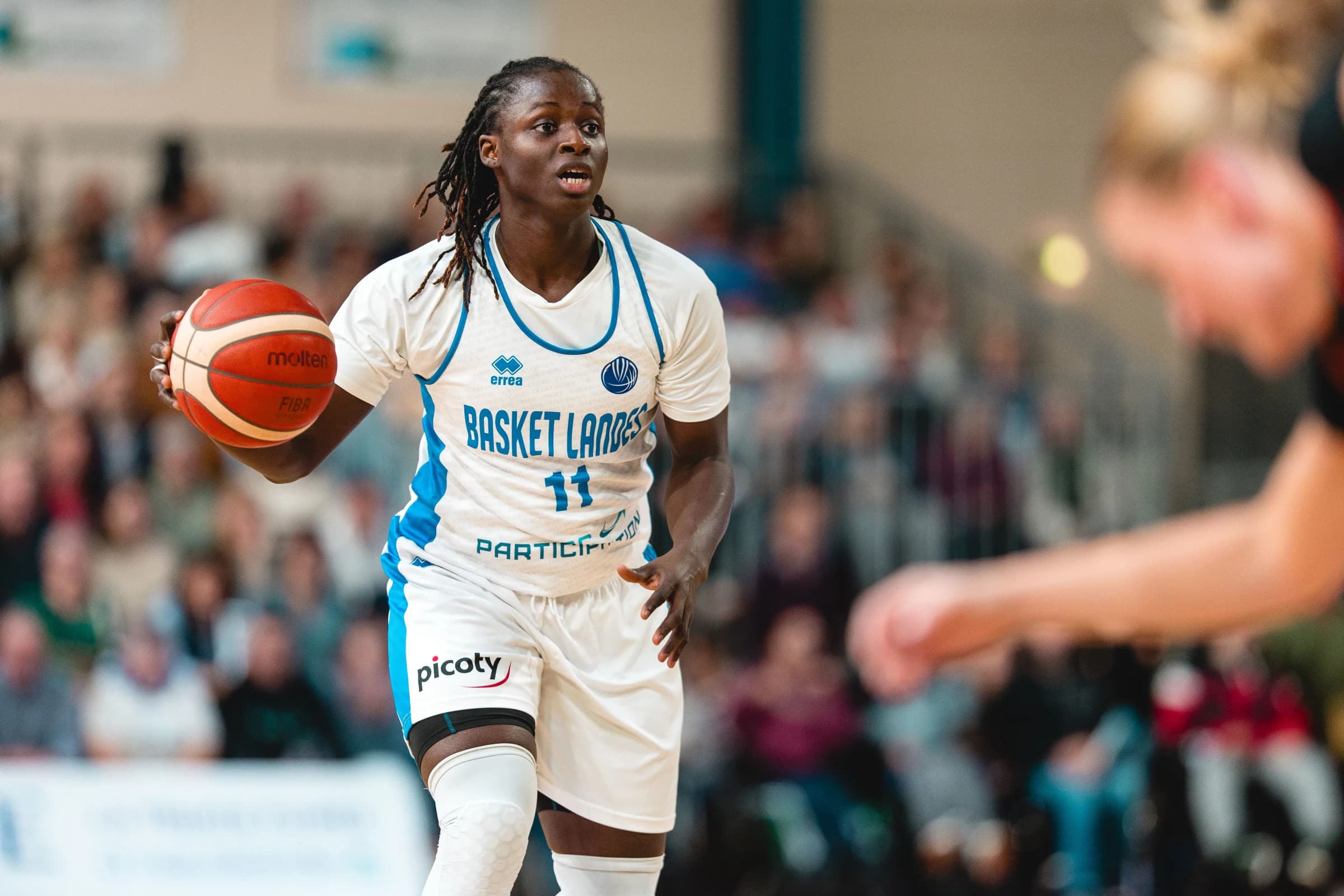 Basket Landes écrase La Roche Vendée et fait le break en haut du classement, Lattes-Montpellier stoppe Bourges