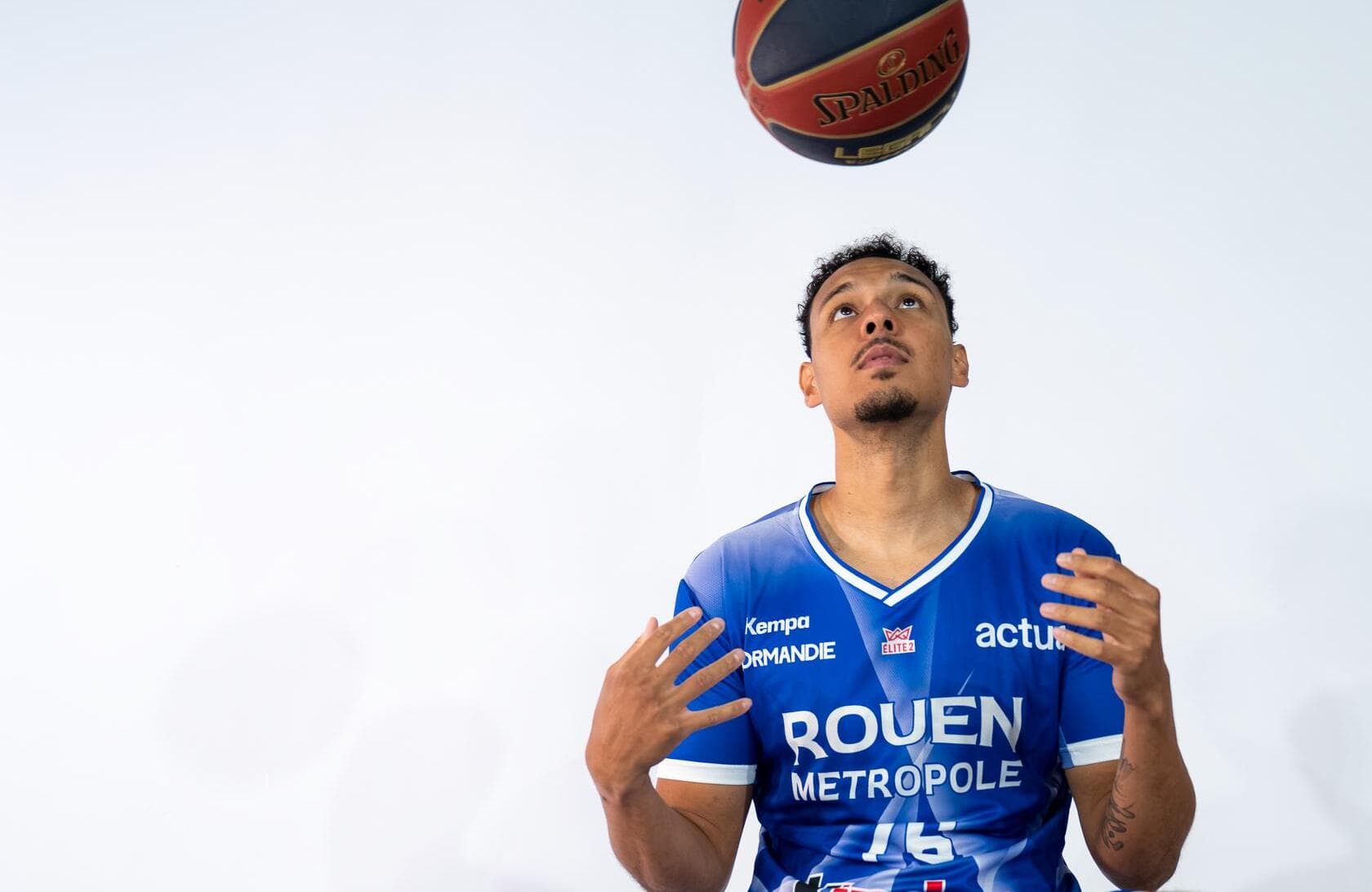 "Je pense que tu es en train de faire un AVC" : le kiné de Rouen raconte les deux minutes décisives pour Vincent Vent
