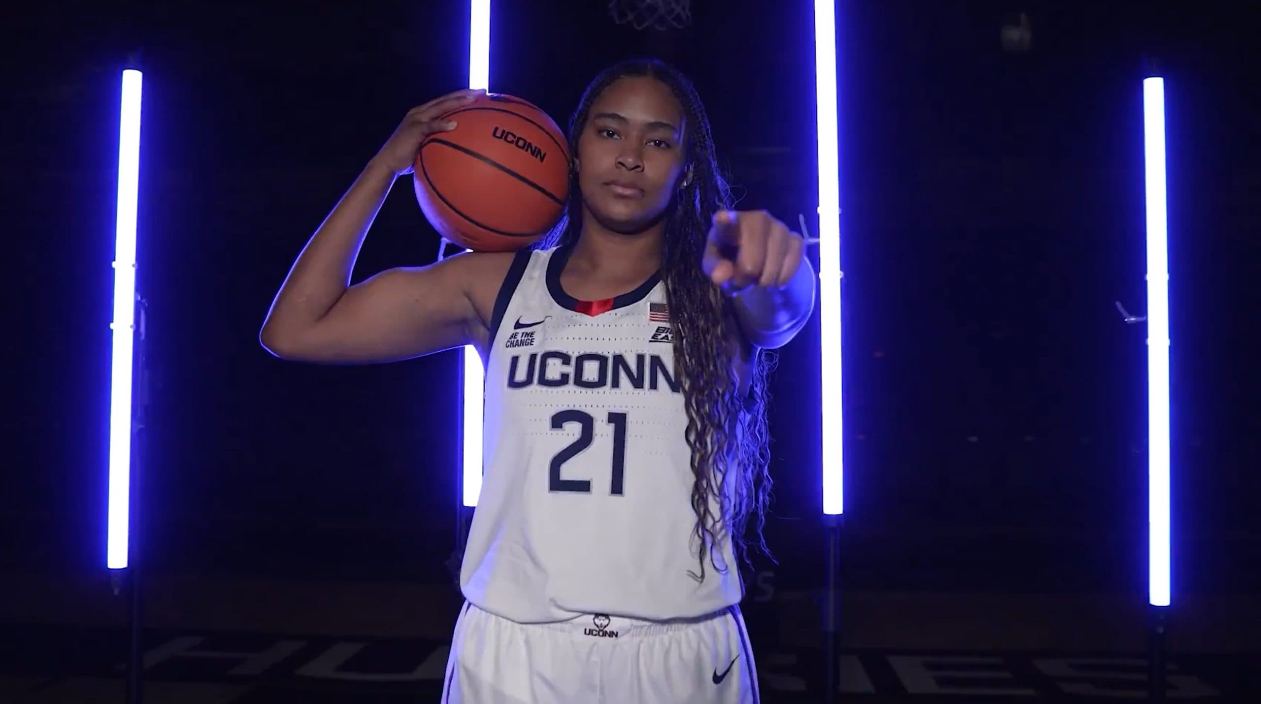 La Franco-Américaine Sarah Strong a mené UConn à son 30e titre dans la conférence Big East