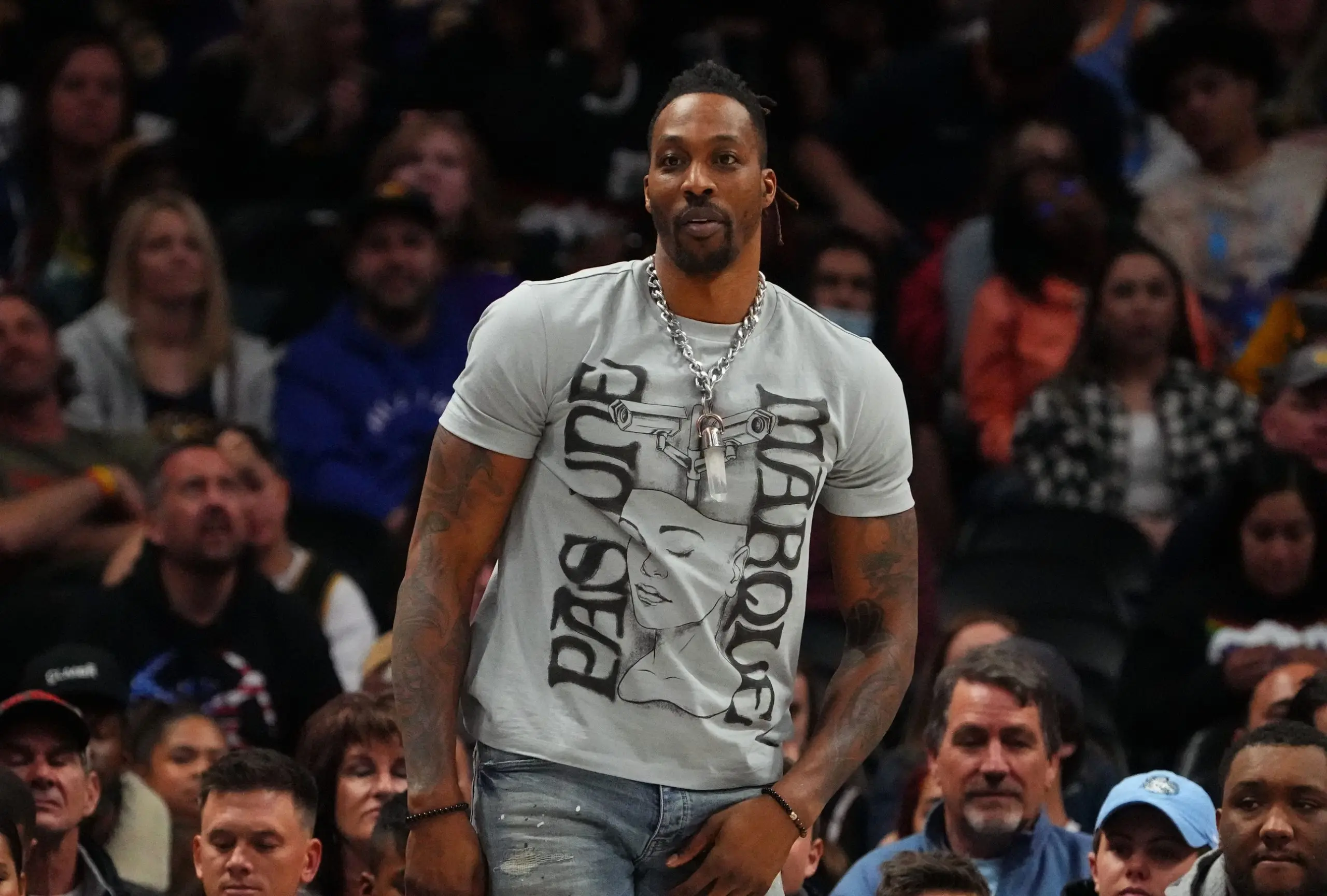 Dwight Howard annonce officiellement sa retraite après 20 ans de carrière
