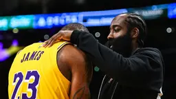 James Harden rêve d'un retour de LeBron à Cleveland : « Une fin digne d'un conte de fées »