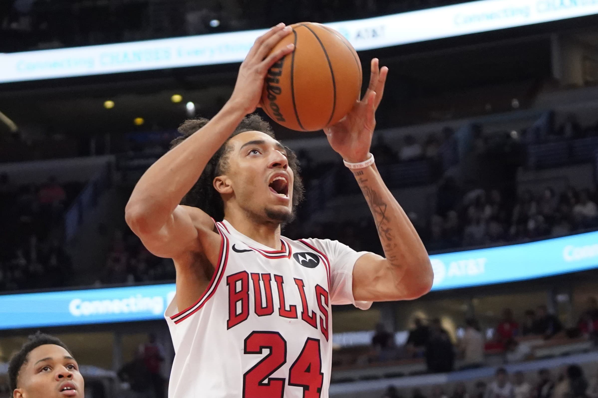 Débuts victorieux en NBA pour Noa Essengue face à un Alexandre Sarr en double-double, Nicolas Batum brille encore à 3-points