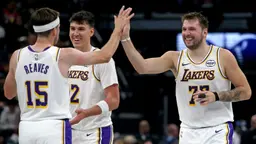Pointés du doigt pour leur intersaison décevante, les Lakers n'en demeurent pas moins une franchise des plus rentable.