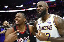 BeBasket décrypte la signature de LeBron James aux 76ers dans son 29e épisode de Courtside, entre ambitions sportives et quête de legacy.