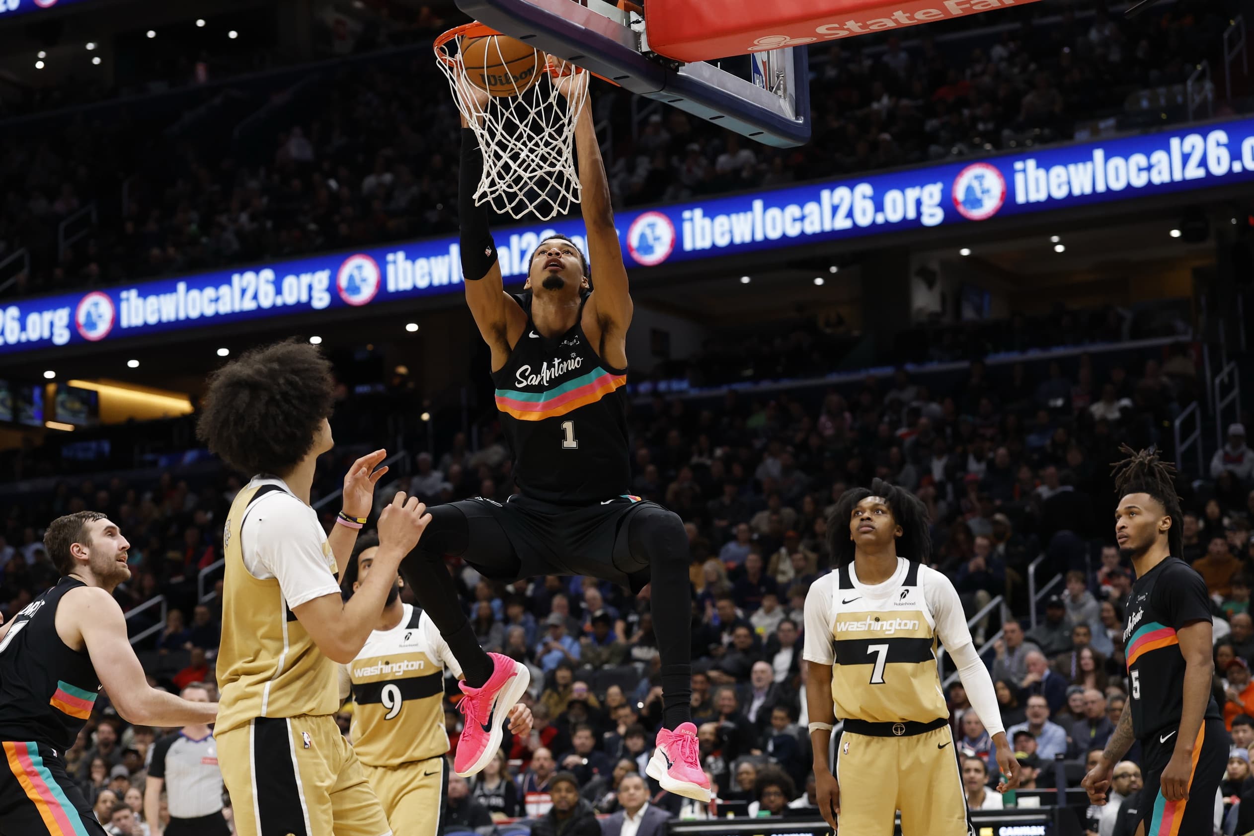 Victor Wembanyama domine encore Washington : 14 points et 12 rebonds en 22 minutes