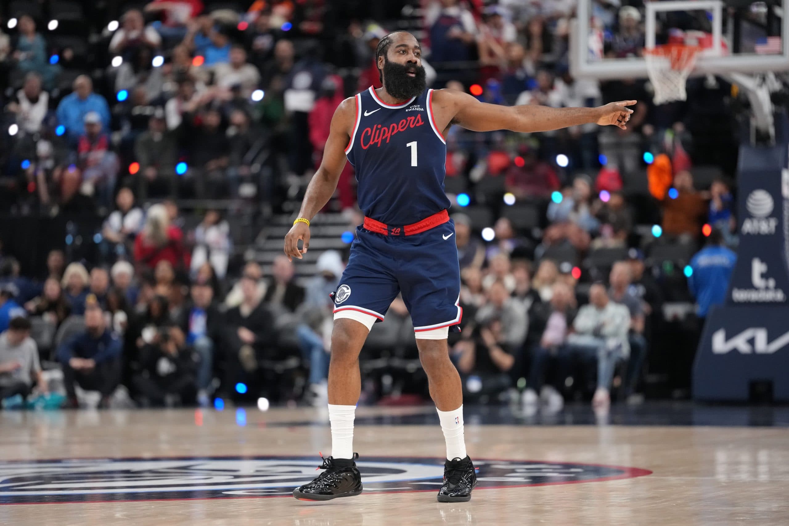 James Harden dépasse Shaquille O’Neal au classement des meilleurs marqueurs NBA