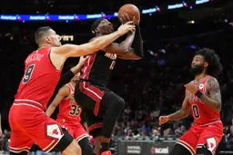 Cette victoire marque la troisième plus grosse marge de victoire de l'histoire de la franchise floridienne.