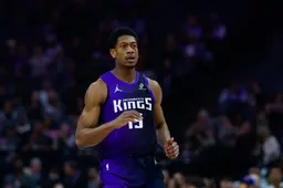 Cette blessure survient alors que l'ailier semblait sur le point de revenir au jeu après avoir été un participant complet à l'entraînement de mercredi.