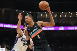 Pour Victor Wembanyama, la marge est donc mince : quatre matches manqués supplémentaires, et il sortirait automatiquement des radars pour les trophées majeurs.