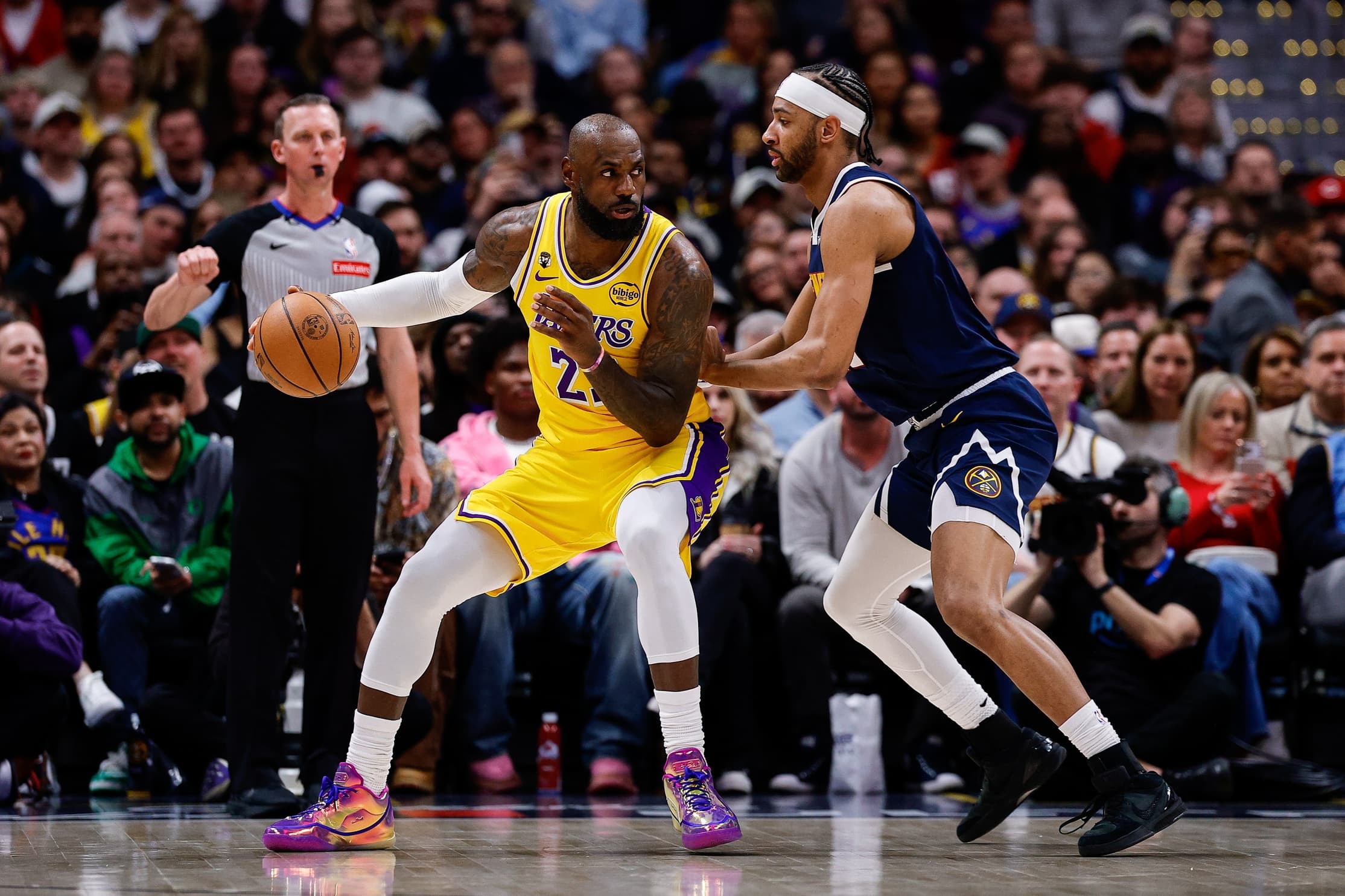 LeBron James bat le record de paniers marqués de Kareem Abdul-Jabbar en NBA