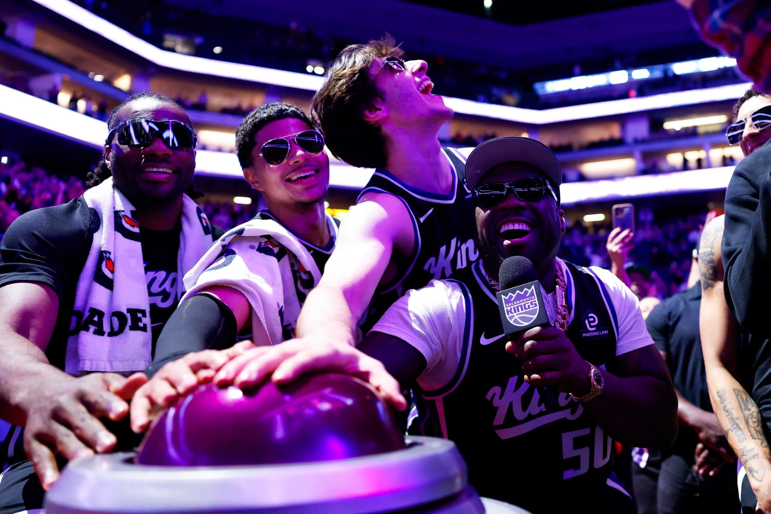 Devant 50 Cent, Maxime Raynaud s’illustre et Killian Hayes signe son meilleur match aux Kings