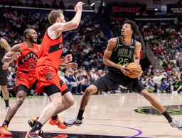 Dejounte Murray a livré sa meilleure performance offensive depuis son retour de blessure, compilant 27 points après avoir été éloigné des parquets pendant plus d'un an.