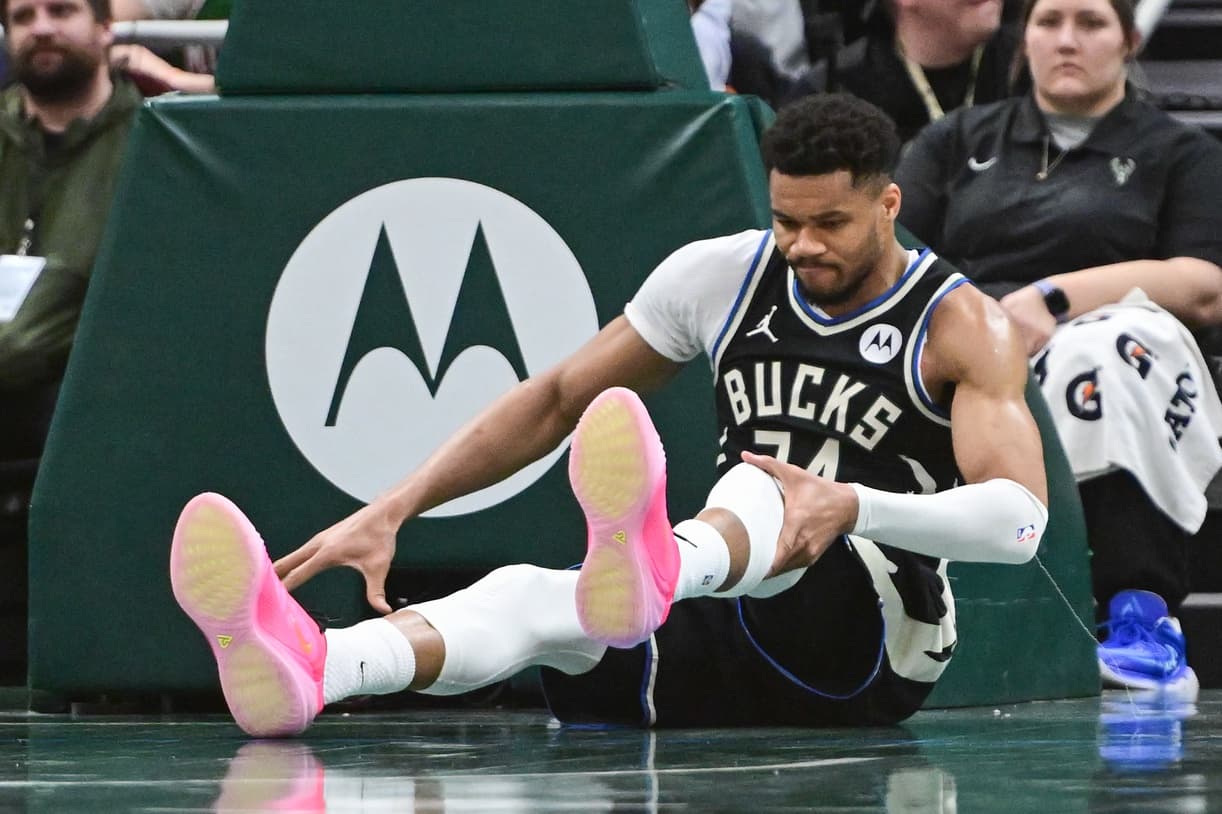 Giannis Antetokounmpo sort blessé contre Indiana
