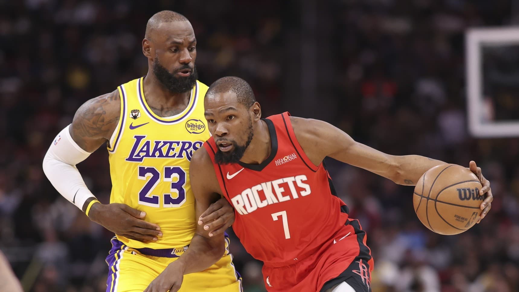 « Le fait qu’il accepte le minimum en dit long » : Kevin Durant admiratif de LeBron James