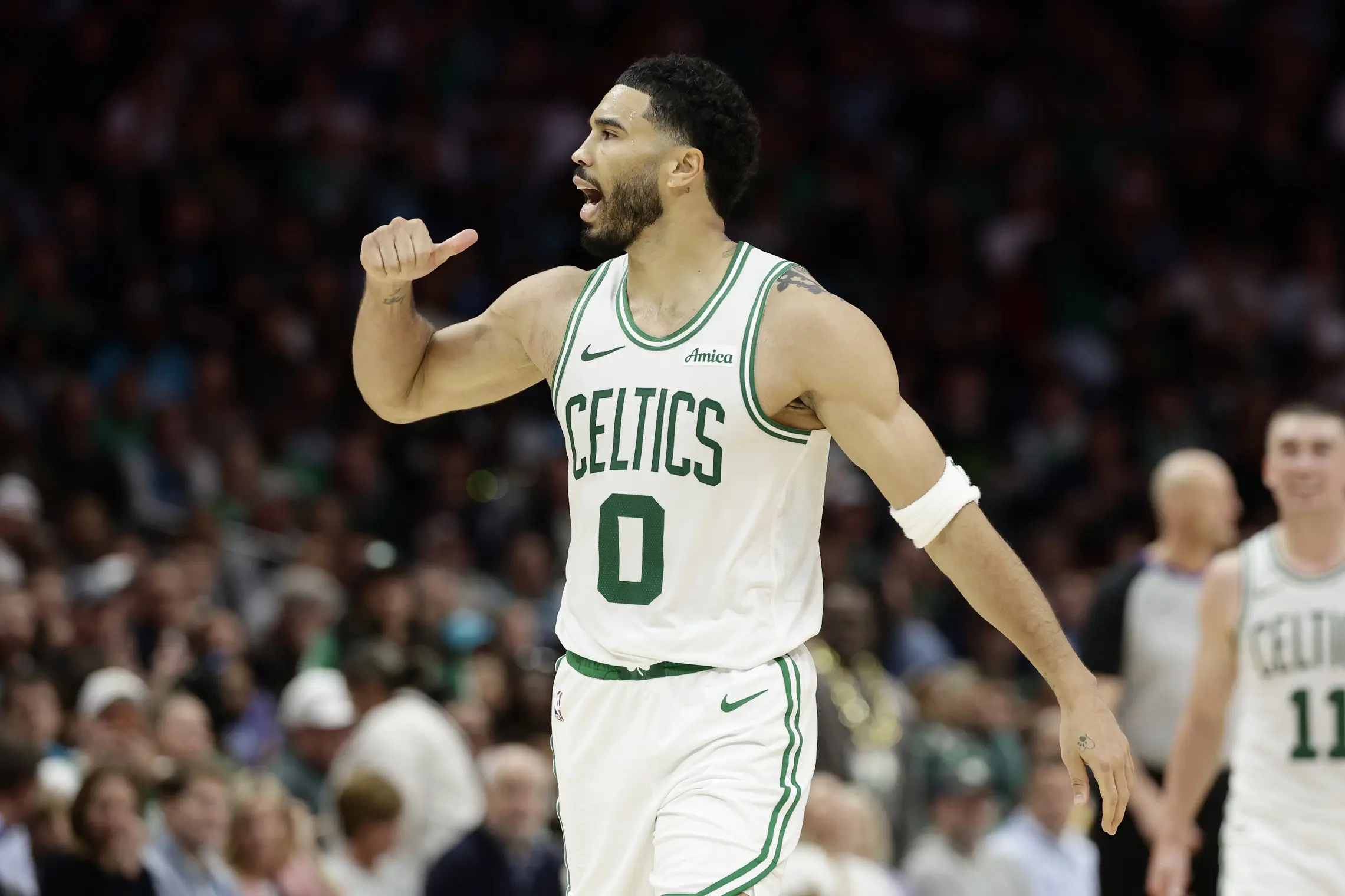 Jayson Tatum retrouve son niveau, les Celtics se qualifient pour les playoffs 2026