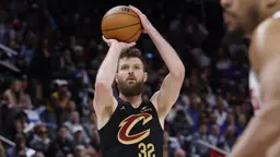 Les Sixers s'offrent Dean Wade pour 4 ans et 39 millions de dollars