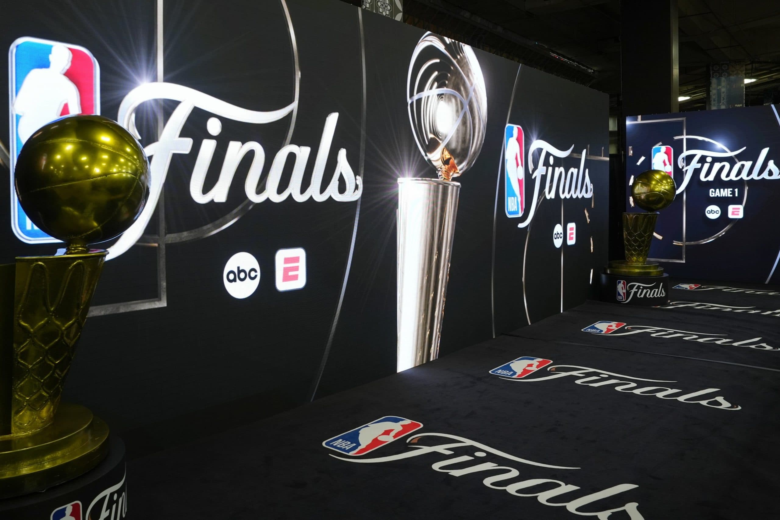Finales NBA : Tout ce que vous ignorez du choc entre les Spurs et les Knicks !