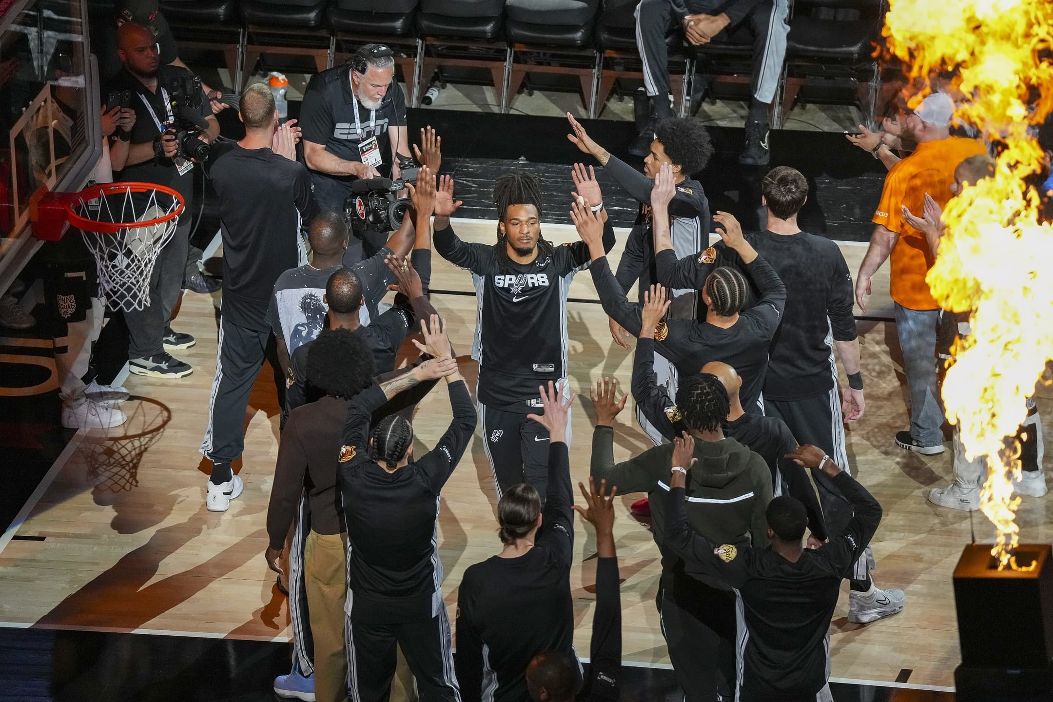 « On est la meilleure équipe » : Stephon Castle garde confiance après la défaite du Game 1