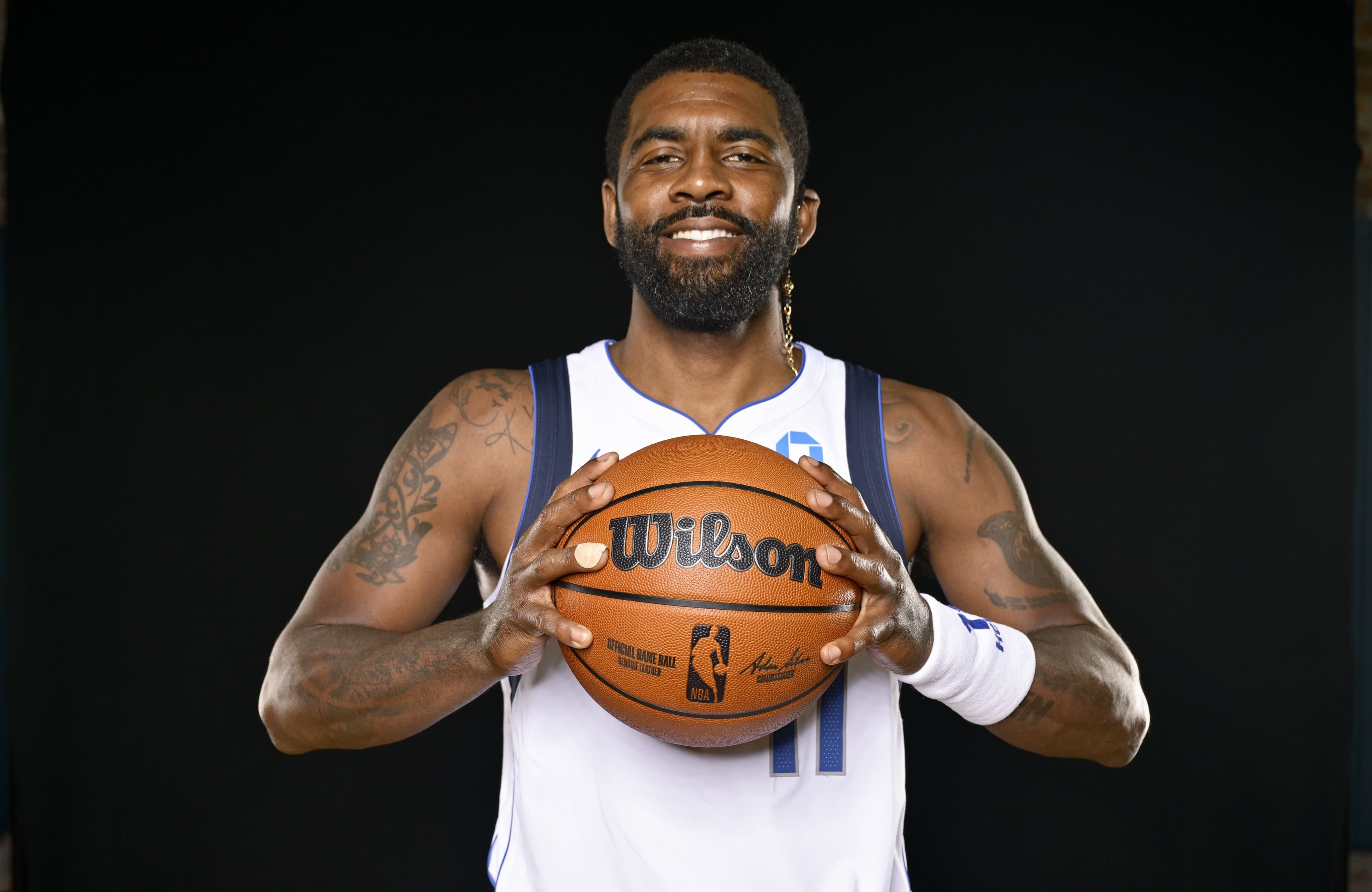 Kyrie Irving annonce son grand retour avec les Mavericks
