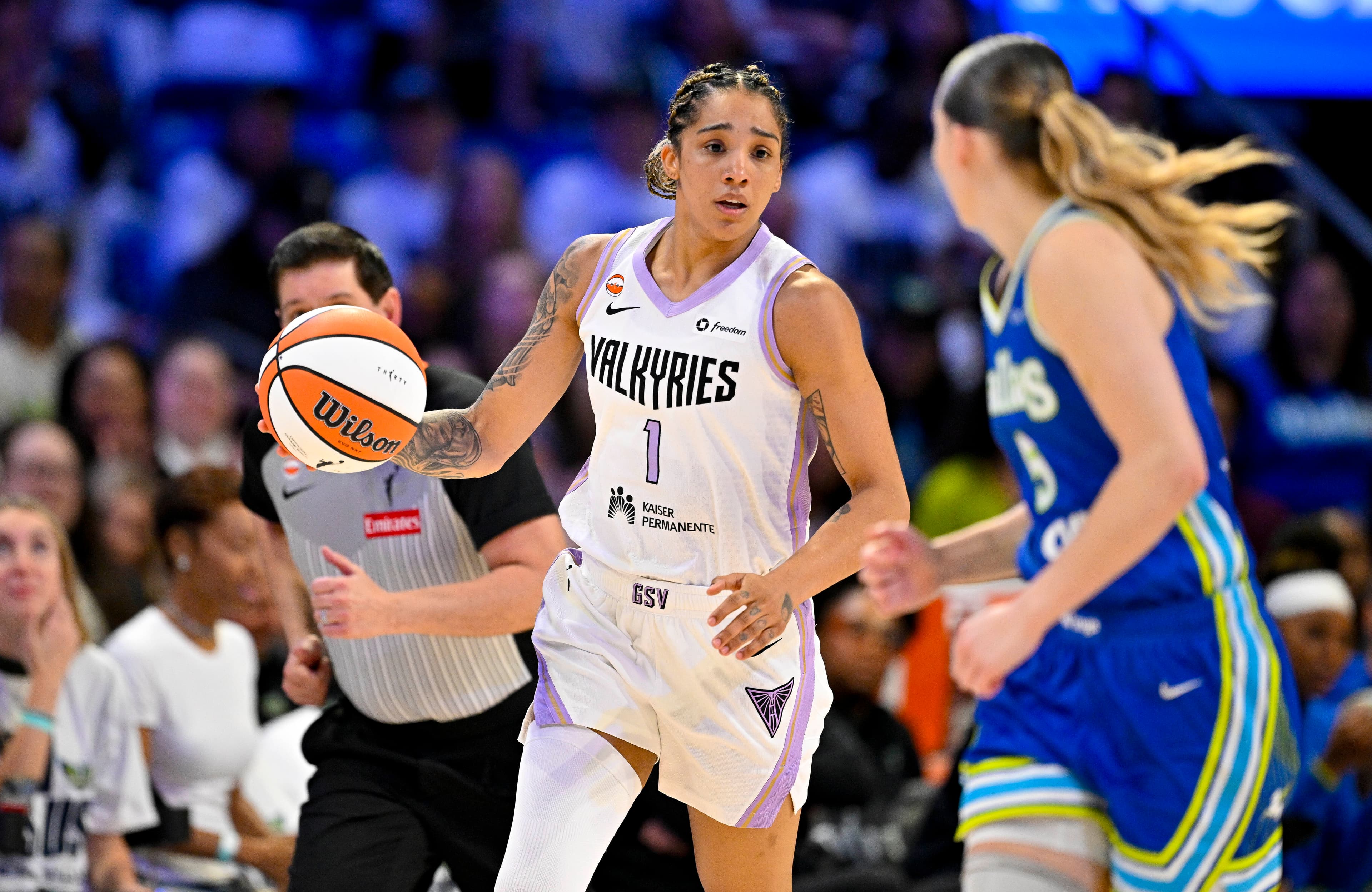 Soirée record pour Gabby Williams mais Arike Ogunbowale lui vole la vedette !
