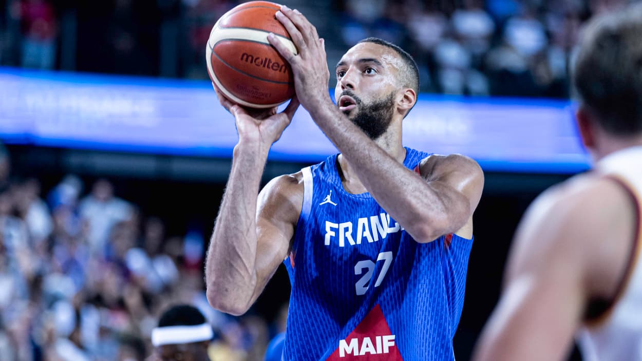 Rudy Gobert (France) au lancer-franc Rudy Gobert (France) au lancer-franc